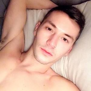 Meet your Posher, Bruce